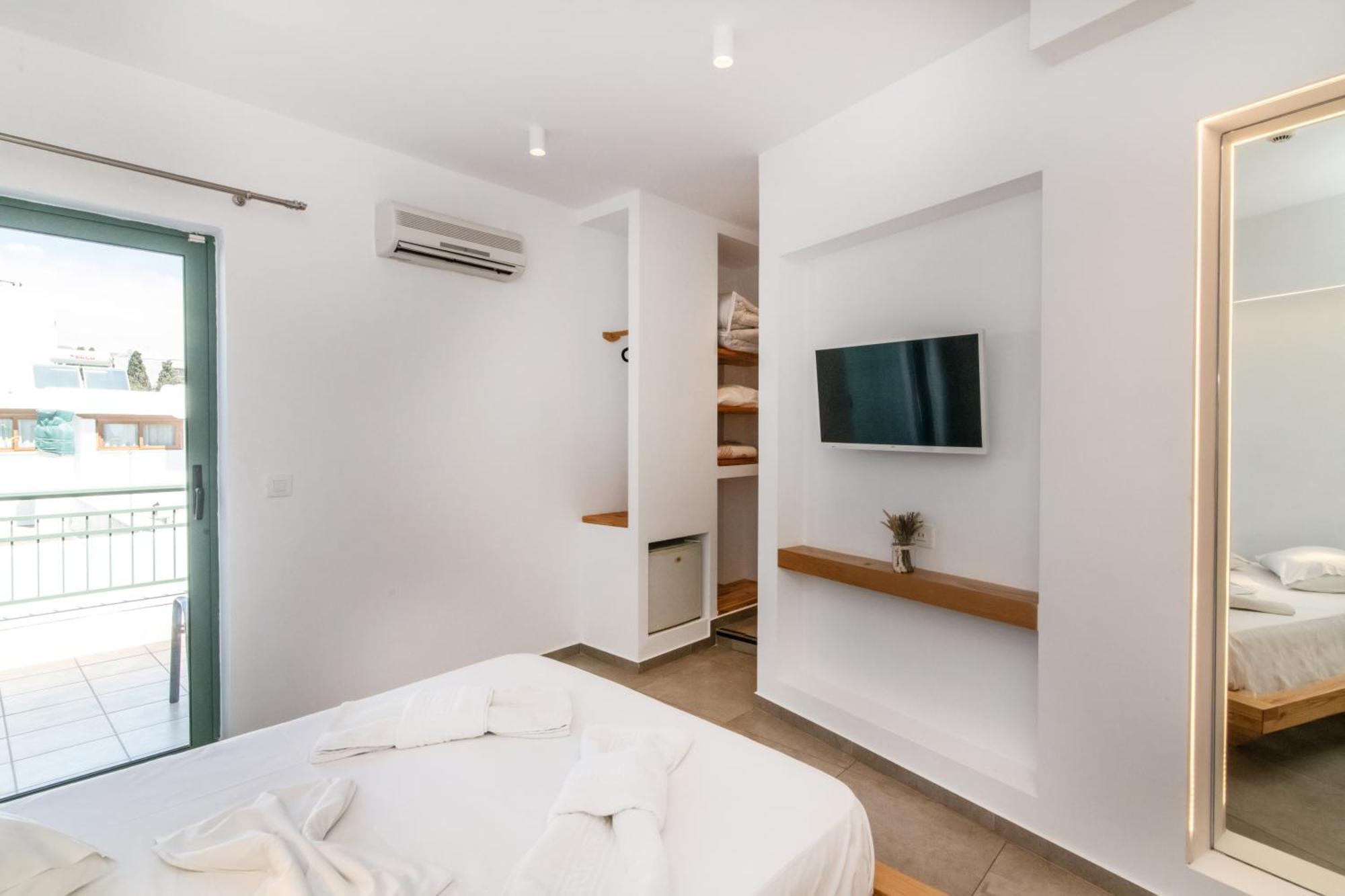 Ageri Hotel Tinos ภายนอก รูปภาพ