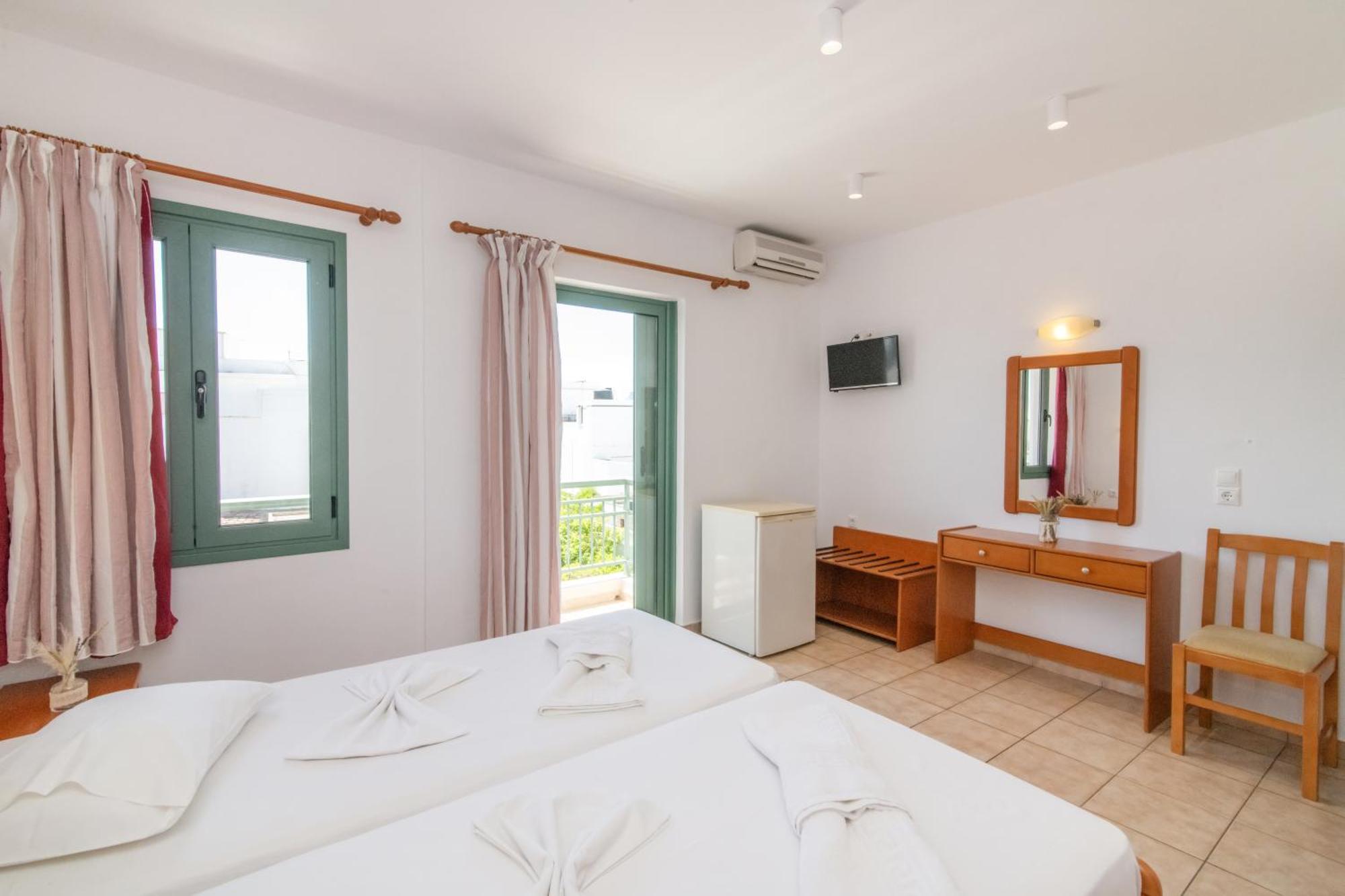 Ageri Hotel Tinos ภายนอก รูปภาพ