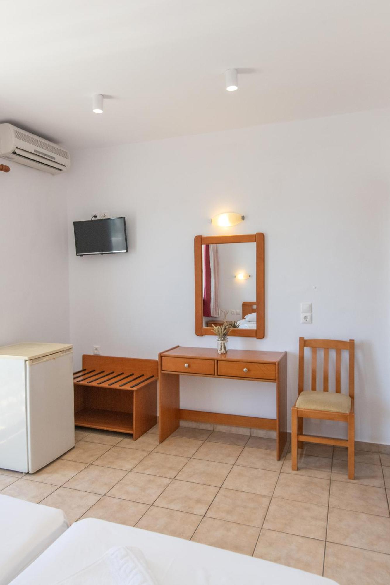 Ageri Hotel Tinos ภายนอก รูปภาพ