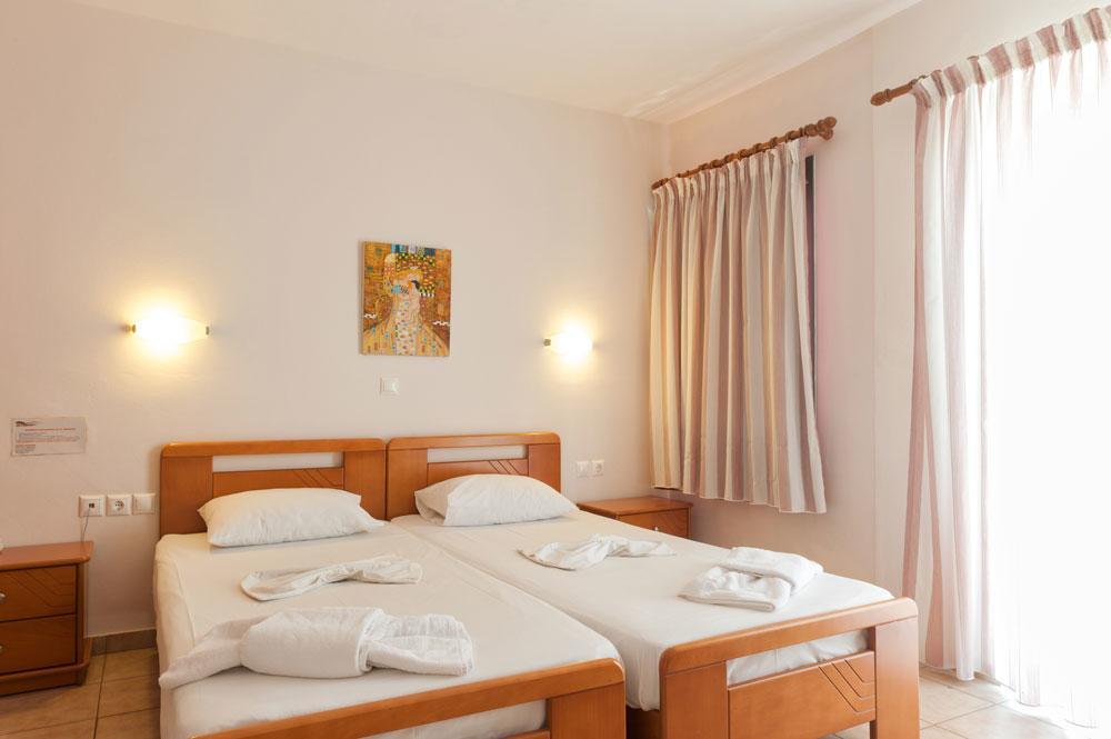 Ageri Hotel Tinos ภายนอก รูปภาพ